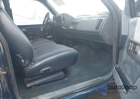 1993 Chevrolet Gmt-400 K1500 from USA, damaged, VIN 2GCEK19KXP1186381